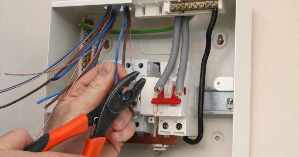 Circuitos e fiações elétricas em Passo Fundo